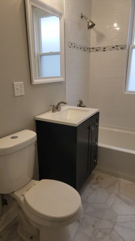 7712 S Evans Avenue, Chicago, IL 60619