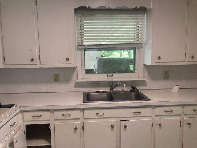 1472 Mockingbird Ln, Murfreesboro, TN 37130