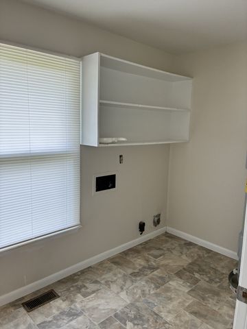 1472 Mockingbird Ln, Murfreesboro, TN 37130