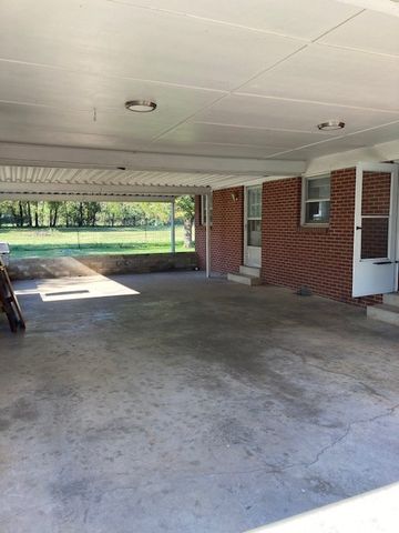1472 Mockingbird Ln, Murfreesboro, TN 37130