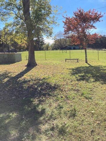 1472 Mockingbird Ln, Murfreesboro, TN 37130
