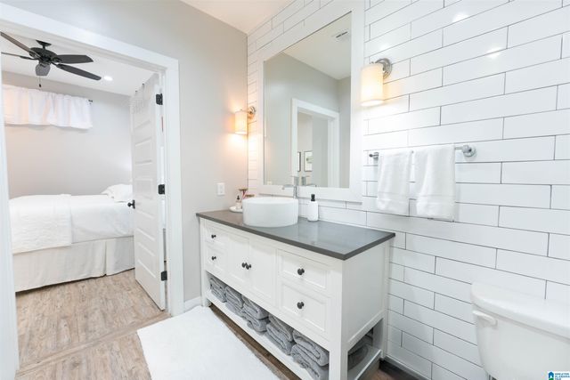 2529 UNIVERSITY BOULEVARD # 1, Tuscaloosa, AL 35401