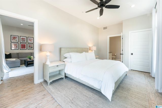 2529 UNIVERSITY BOULEVARD # 1, Tuscaloosa, AL 35401