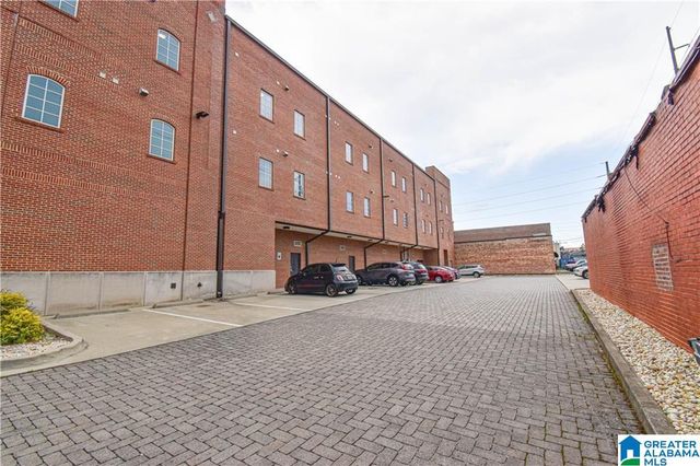 2529 UNIVERSITY BOULEVARD # 1, Tuscaloosa, AL 35401