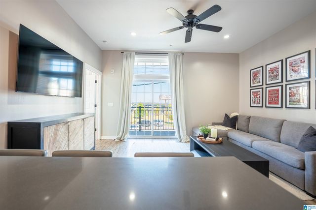 2529 UNIVERSITY BOULEVARD # 1, Tuscaloosa, AL 35401