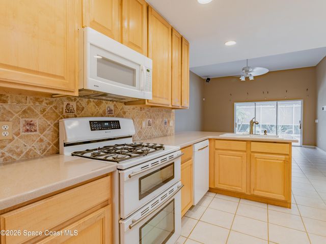 4407 Montreaux Avenue, Melbourne, FL 32934