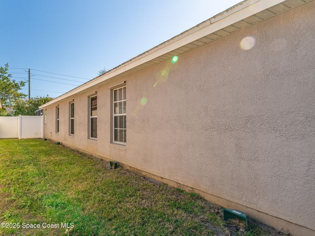 4407 Montreaux Avenue, Melbourne, FL 32934