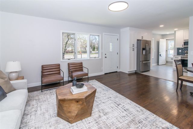 2425 Miller Avenue, Ann Arbor, MI 48103