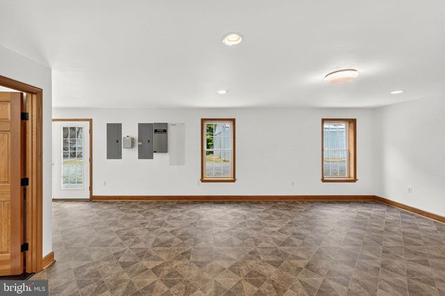 31260 ELEYS FORD RD, Fredericksburg, VA 22407