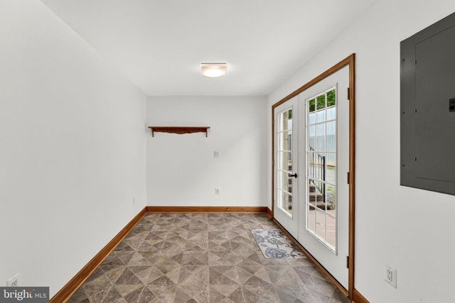 31260 ELEYS FORD RD, Fredericksburg, VA 22407