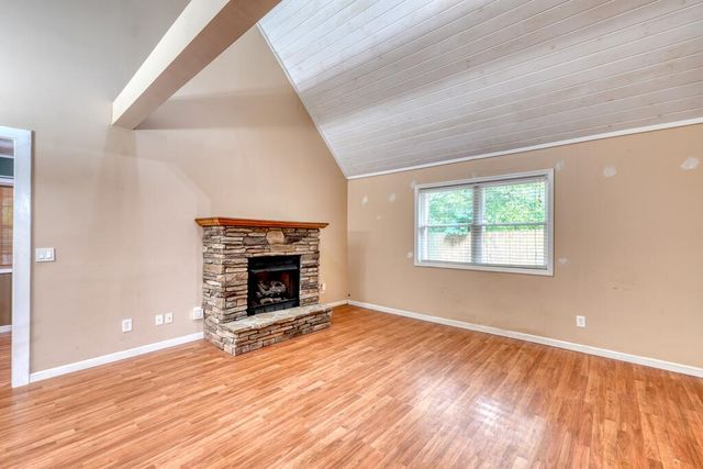 8296 True Love Mountain Road, Young Harris, GA 30582