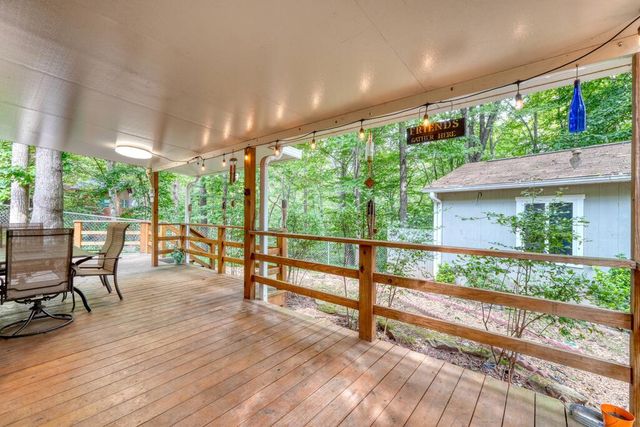 8296 True Love Mountain Road, Young Harris, GA 30582