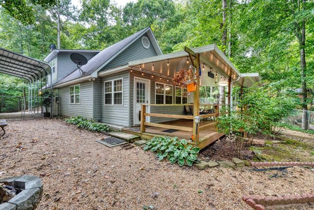 8296 True Love Mountain Road, Young Harris, GA 30582