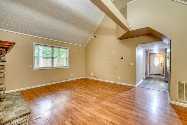 8296 True Love Mountain Road, Young Harris, GA 30582