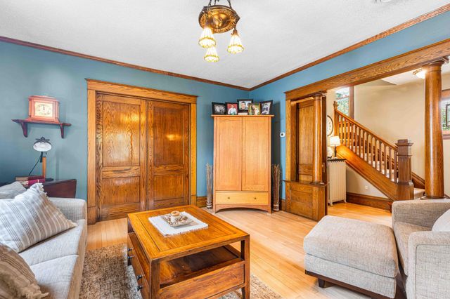 1205 6th Street S, Fargo, ND 58103
