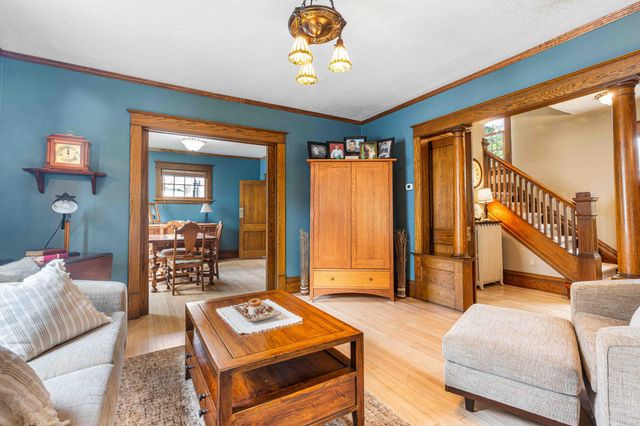 1205 6th Street S, Fargo, ND 58103