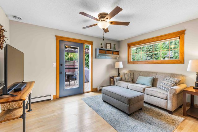 1205 6th Street S, Fargo, ND 58103