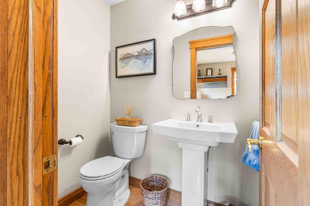 1205 6th Street S, Fargo, ND 58103