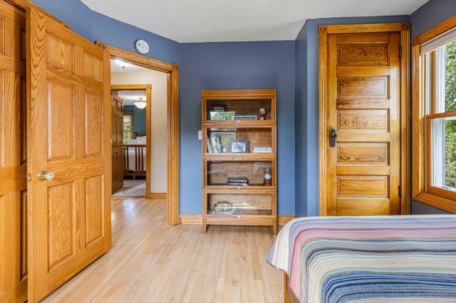 1205 6th Street S, Fargo, ND 58103