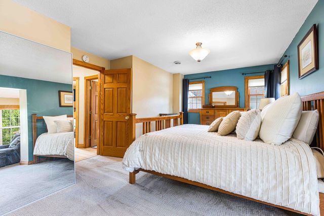 1205 6th Street S, Fargo, ND 58103