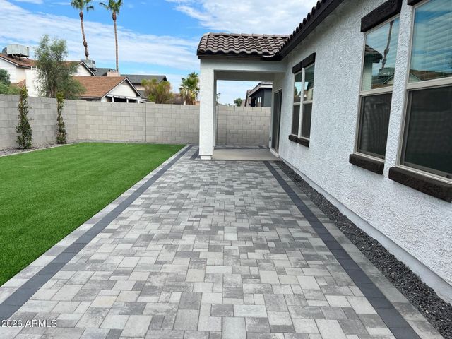 4422 N 100TH Drive, Phoenix, AZ 85037