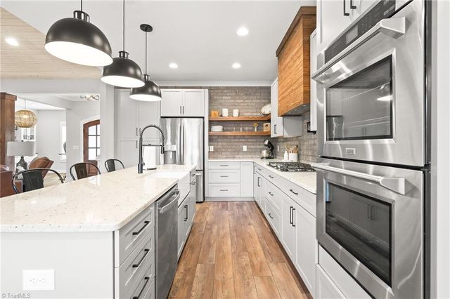 2614 Mableton Drive, Burlington, NC 27217