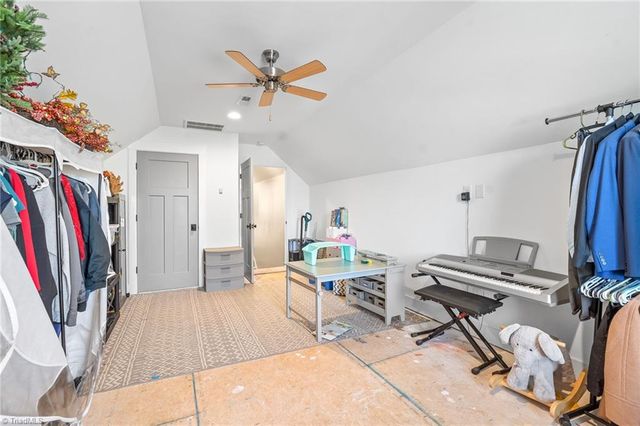 2614 Mableton Drive, Burlington, NC 27217