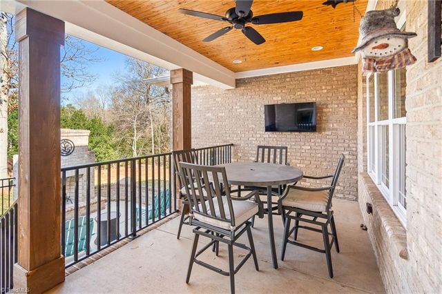 2614 Mableton Drive, Burlington, NC 27217