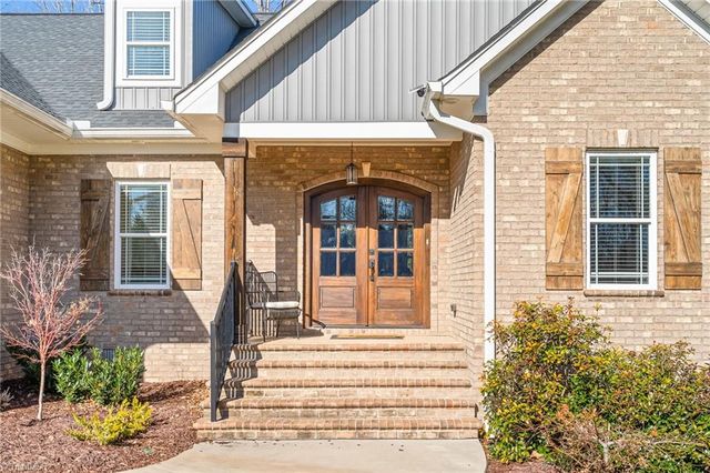 2614 Mableton Drive, Burlington, NC 27217