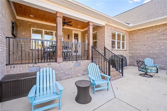 2614 Mableton Drive, Burlington, NC 27217