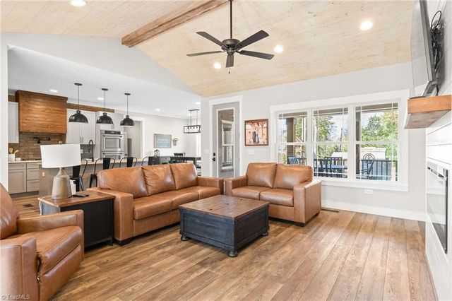 2614 Mableton Drive, Burlington, NC 27217