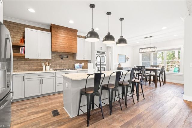 2614 Mableton Drive, Burlington, NC 27217