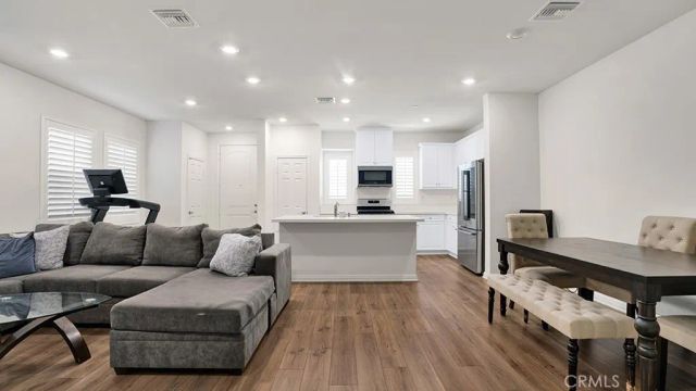 3985 E Huntington, Ontario, CA 91761