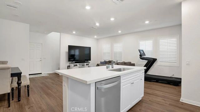 3985 E Huntington, Ontario, CA 91761