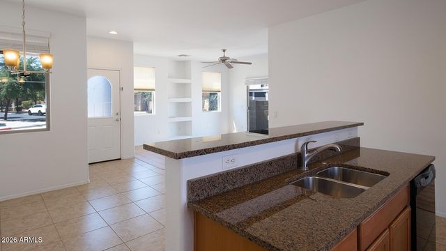 4356 E SACK Drive, Phoenix, AZ 85050