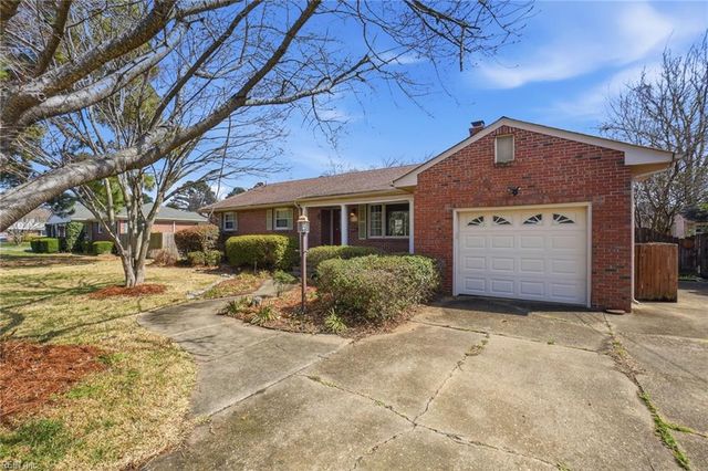 4905 Curling RD, Virginia Beach, VA 23455