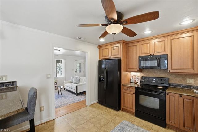 4905 Curling RD, Virginia Beach, VA 23455