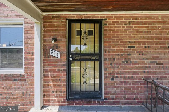 934 ARGONNE DR, Baltimore, MD 21218