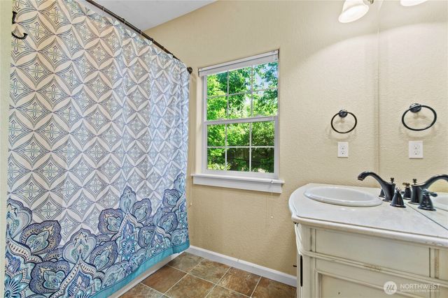 446 North Street SE, Olympia, WA 98501