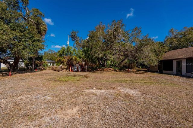 2095 COMO STREET A and B, Port Charlotte, FL 33948