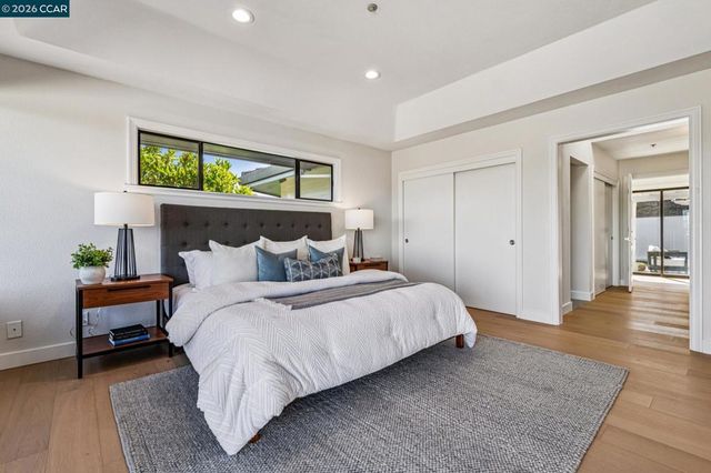 6 Tanglewood Lane, Lafayette, CA 94549
