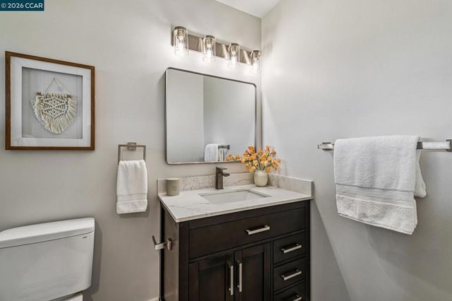 6 Tanglewood Lane, Lafayette, CA 94549