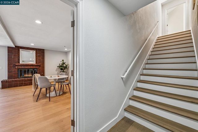 6 Tanglewood Lane, Lafayette, CA 94549