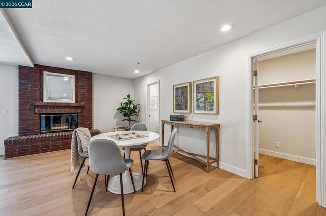 6 Tanglewood Lane, Lafayette, CA 94549