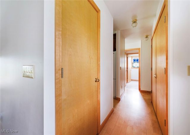 2396 Camelot Drive, Columbiana, OH 44408