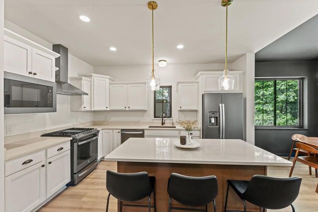 283 Alcan Drive, Baraboo, WI 53913
