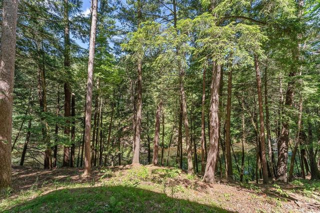 283 Alcan Drive, Baraboo, WI 53913