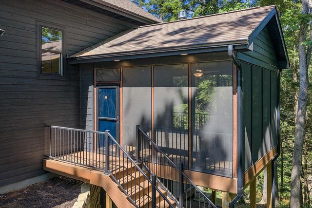 283 Alcan Drive, Baraboo, WI 53913