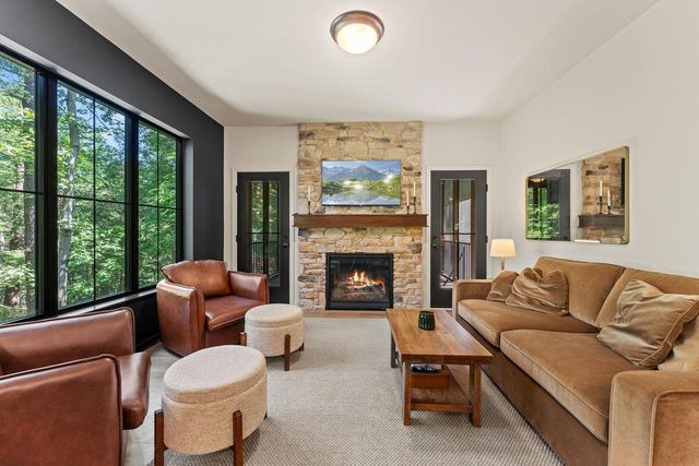 283 Alcan Drive, Baraboo, WI 53913