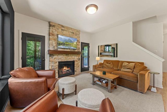 283 Alcan Drive, Baraboo, WI 53913